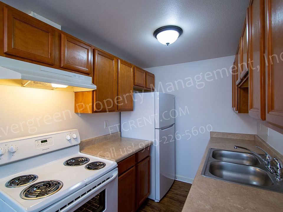 1st image of 208 S Jefferson Ave #B