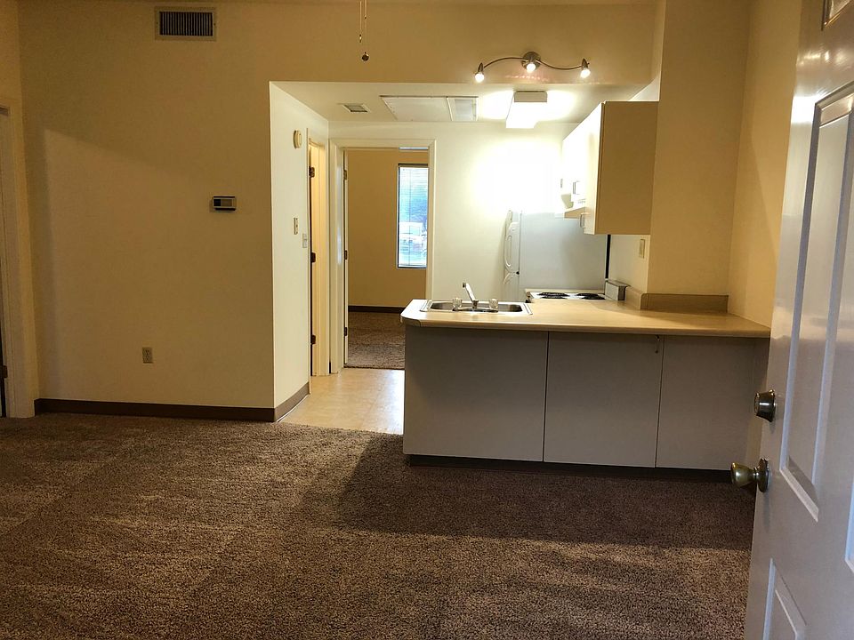 Entry - Living Room