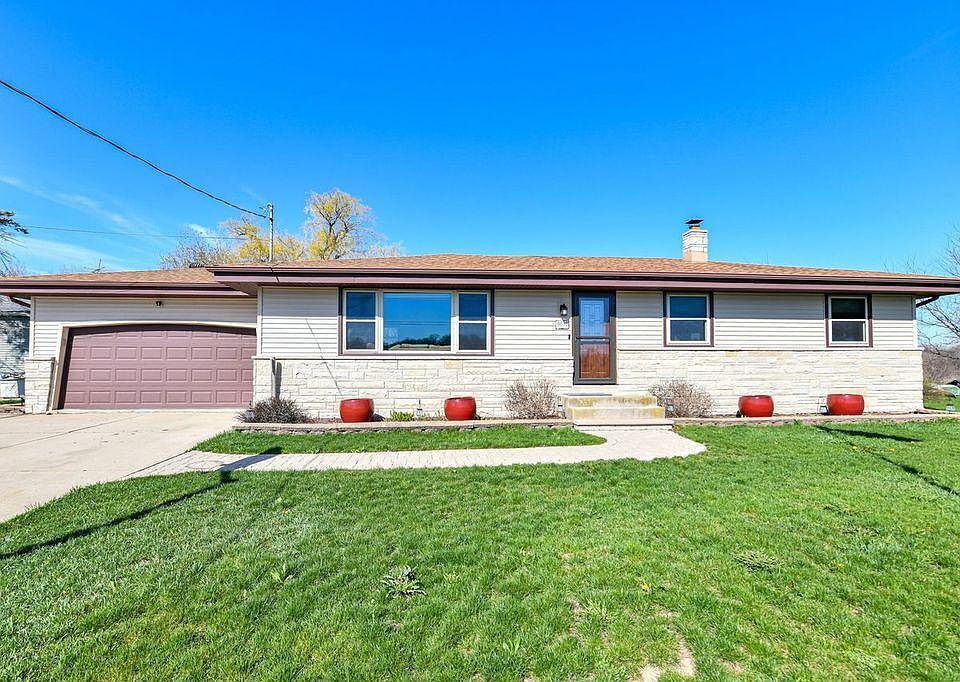 1st image of 8838 Sadler DRIVE