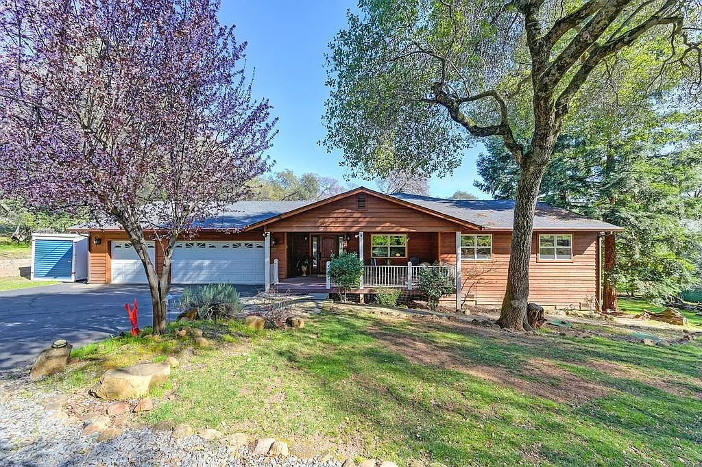 3636 Mary Ln photo 1