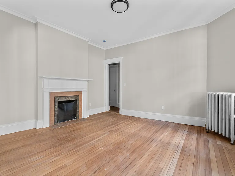 19 Agassiz Street — Photo 28