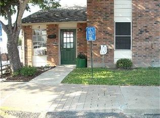 105 Ellen May Rd, Yoakum, TX 77995