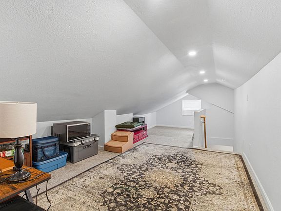 5th image of 7717 Scanlock St