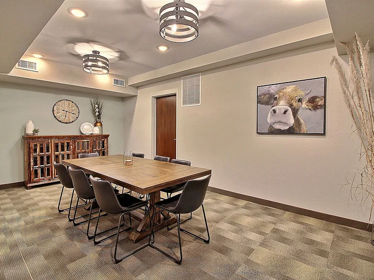 Reserve at West T-Bone 5800 — Photo 10