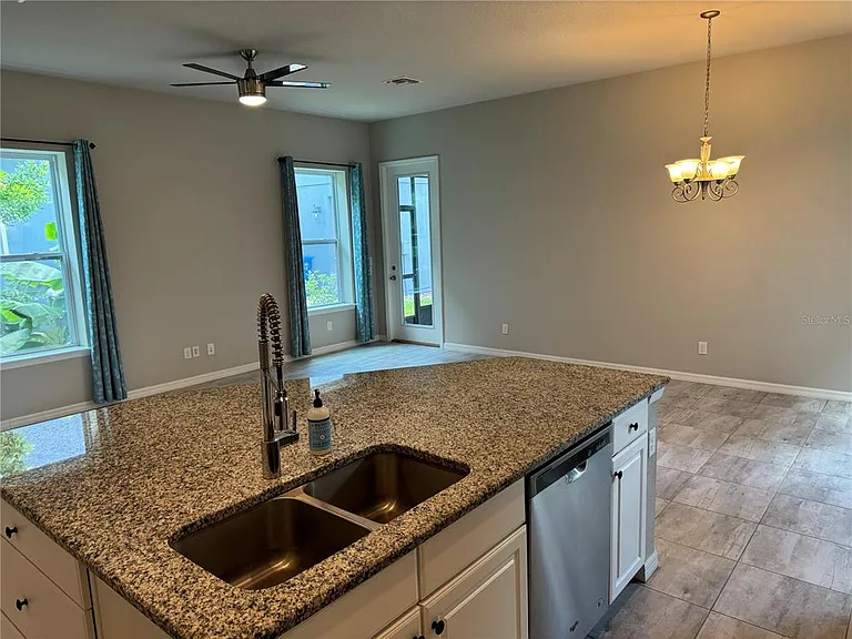 5912 Village Center Dr — Photo 19