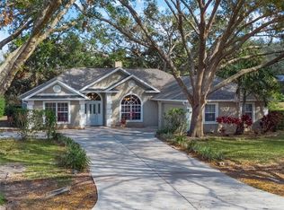 10438 Lake Hill Dr, Clermont, FL 34711