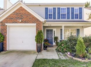 2106 Cindy Creek Ln, Charlotte, NC 28216