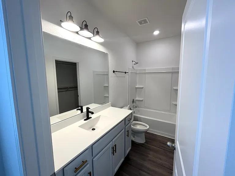 12602 Henry Clay Dr — Photo 7