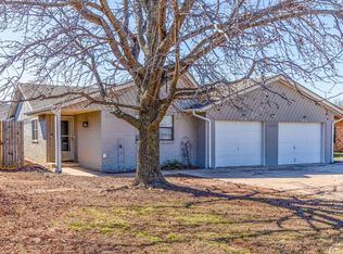 2334 Twisted Oak Dr #2334, Norman, OK 73071