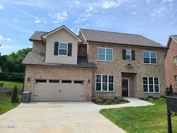 2nd image of 1321 Feather Rose Ln