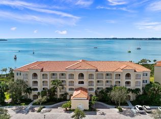 27 Harbour Isle Dr W UNIT 202, Fort Pierce, FL 34949