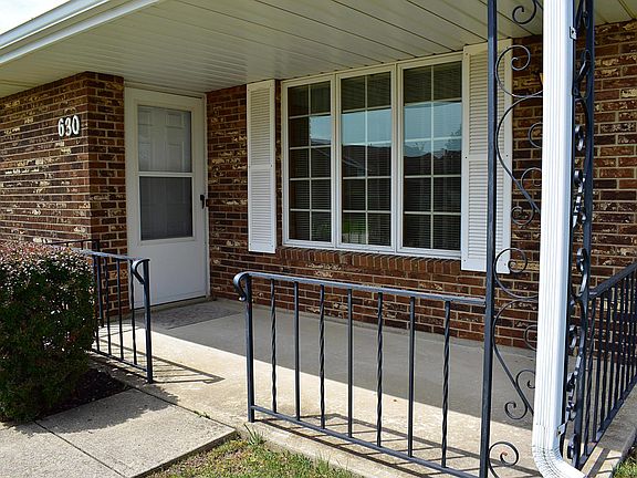 4th image of 630 Circle Dr