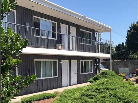 3rd image of 3315 McKinley Ave APT 18