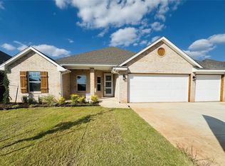 2905 Summit Hollow Dr, Norman, OK 73071
