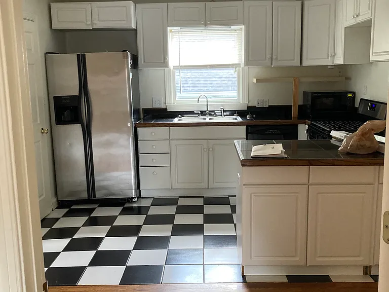 875 Vedado Way NE #B — Photo 18
