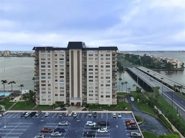 5220 Brittany Dr S APT 310, Saint Petersburg, FL 33715