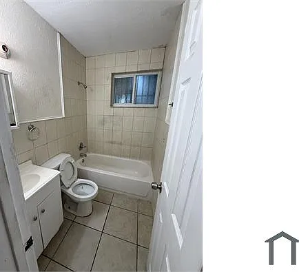 2 bed, 725 sqft, $2,199 — Photo 2