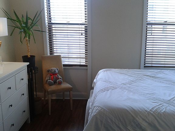 2nd image of 3017 45th St APT 2R