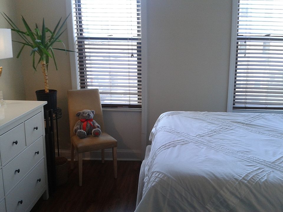 1st image of 3015 45th St #3R