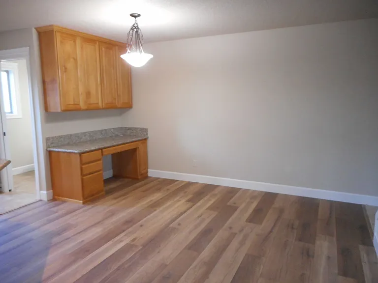 1555 Dolores Way SE — Photo 8