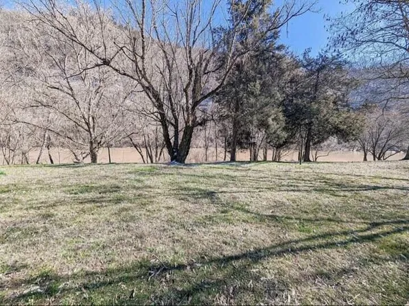 240 Palisades Rd, Harrodsburg, KY 40330