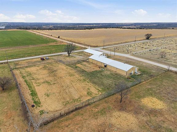 4th image of 1985 N Longwood Rd