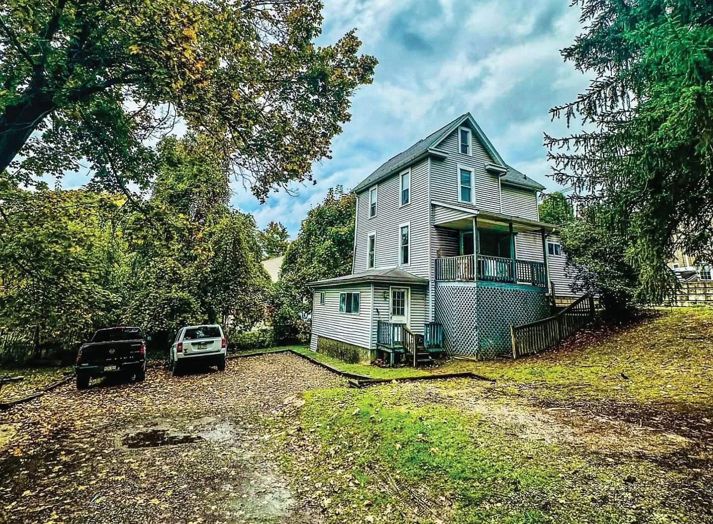 829 Stewart Street — Photo 2