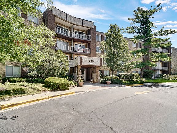 2nd image of 245 S Park Ln Unit 419