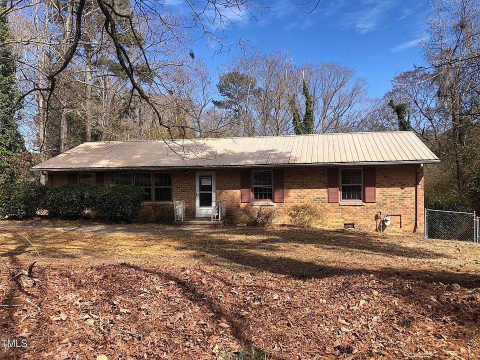 1st image of 4032 Chaucer Dr