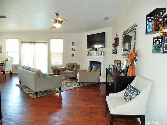 5th image of 935 Opal Ct