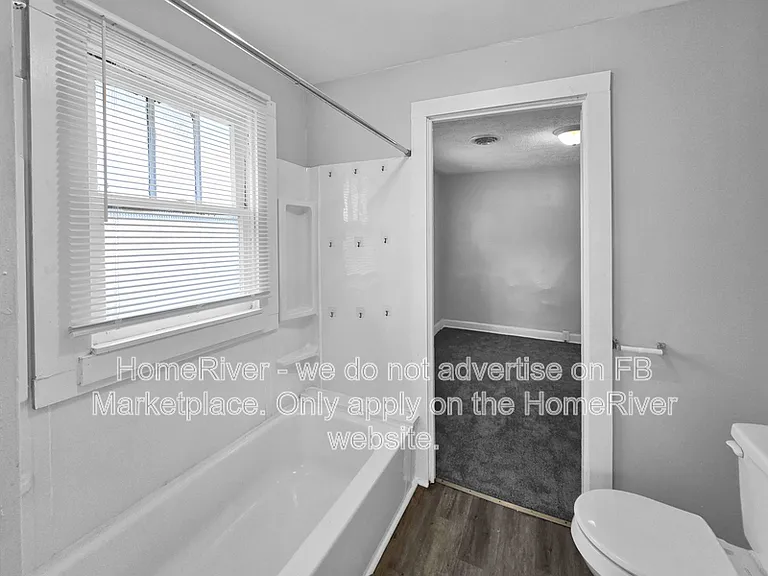 4311 E 30th St — Photo 11