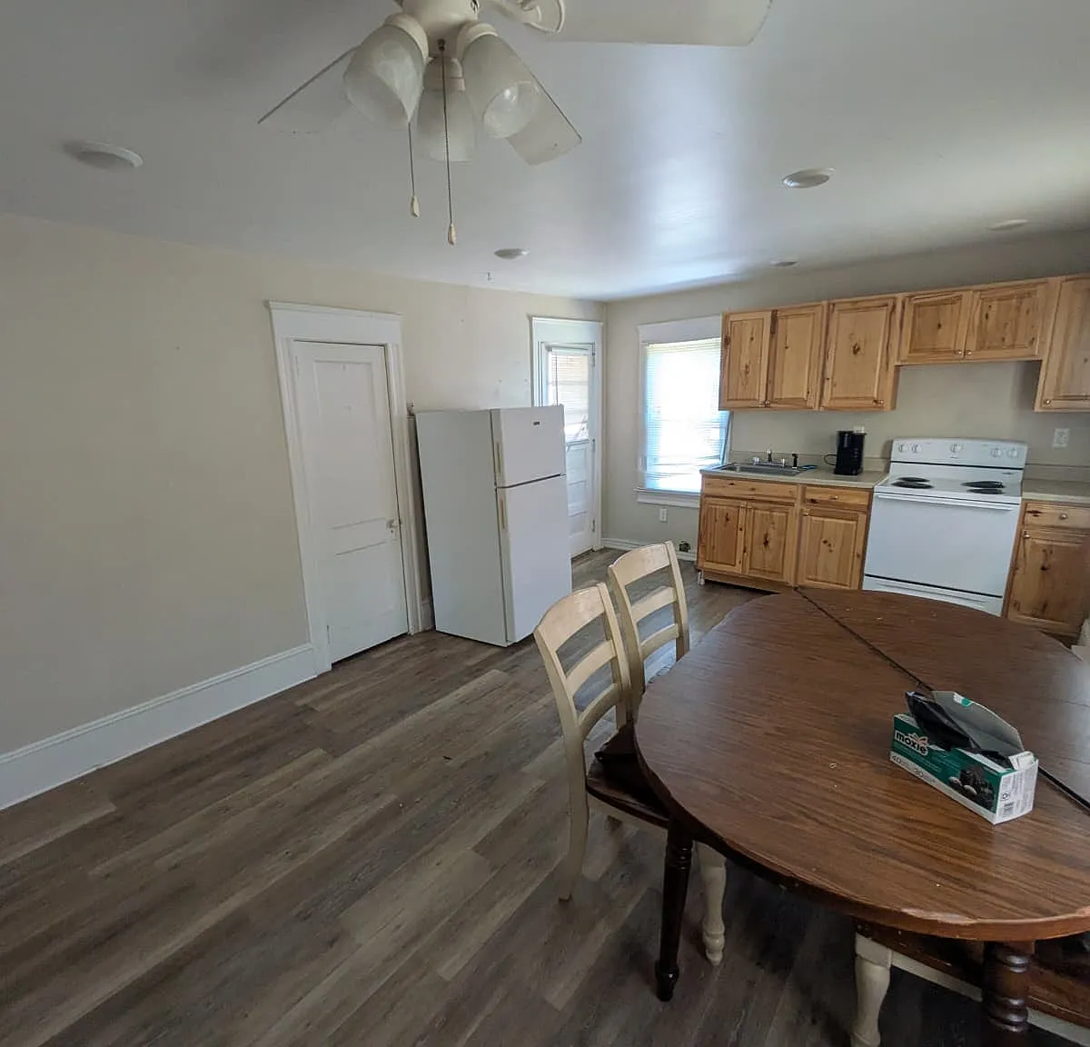 1 bed, $995 — Photo 3