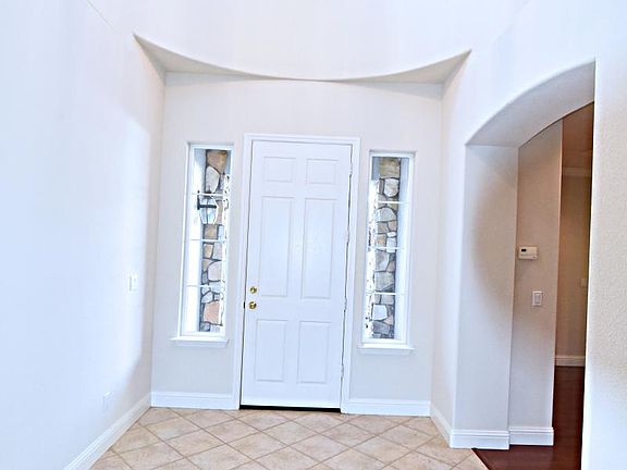 4th image of 310 Culet Dr