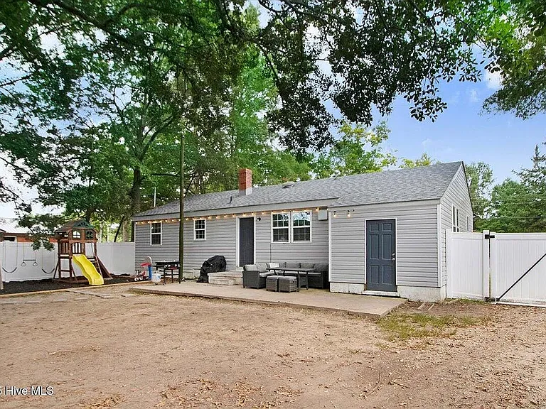 1302 North Dr — Photo 13