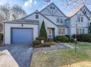 6 Darby Point, Mashpee, MA 02649