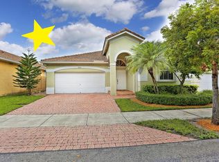 9461 NW 45th St, Doral, FL 33178