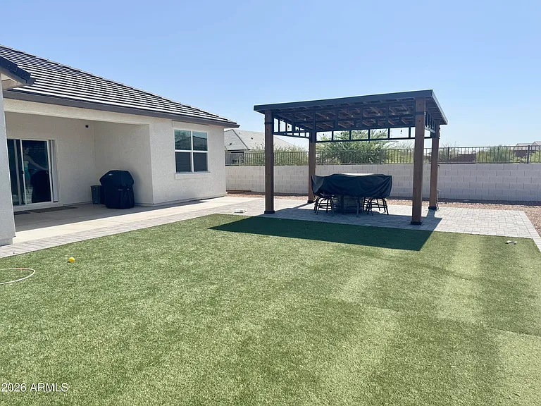 1090 W Beacon Dr — Photo 26