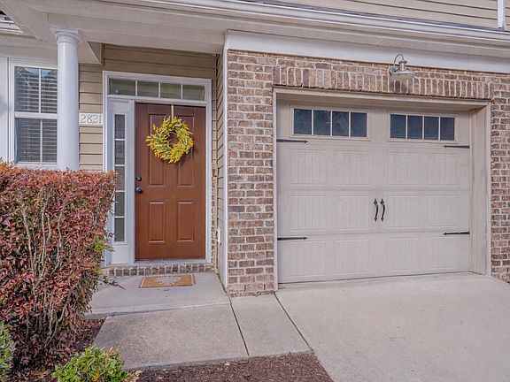 2nd image of 2821 Casona Way