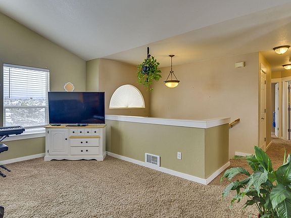 4th image of 1440 Majestic Rock Dr