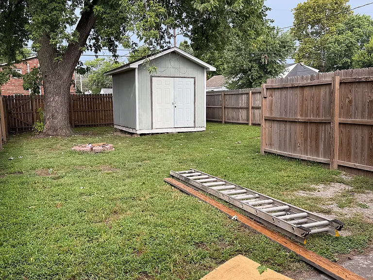 535 Bowman Ave — Photo 10