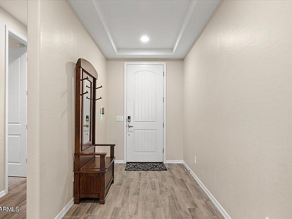4th image of 18823 W MARSHALL Avenue