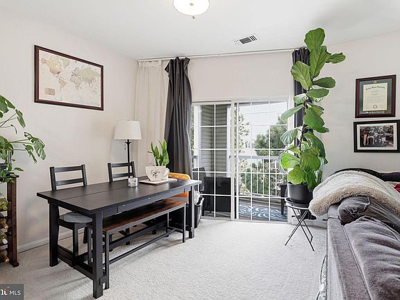 5th image of 277 S Pickett St APT 302