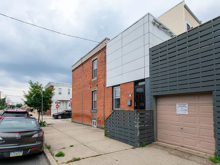 152 Tree St — Photo 17