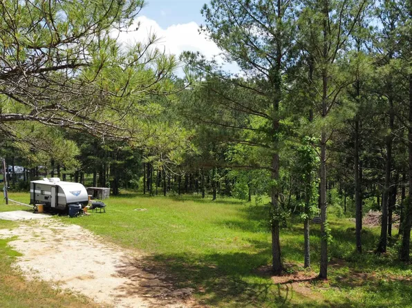 2380 Lynwood Ave, Russellville, AL 35654