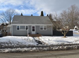 723 Sawyer St, South Portland, ME 04106