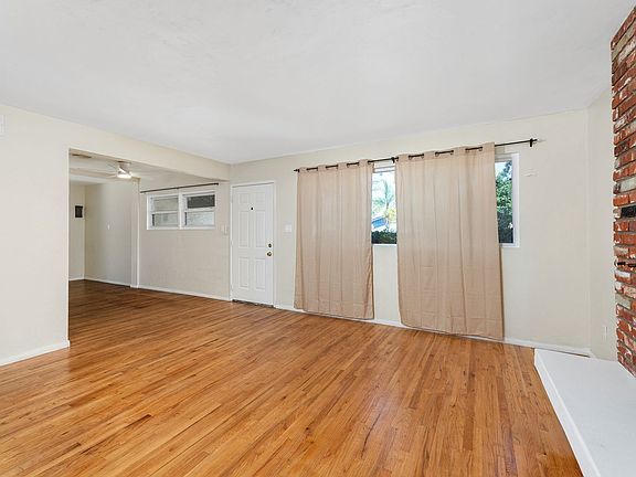 4th image of 1231 Evilo St