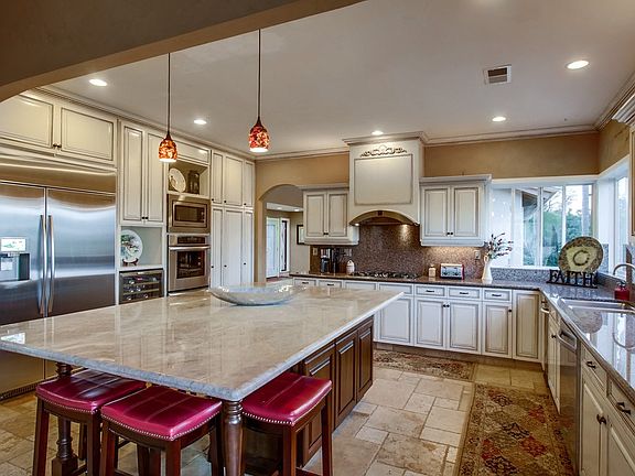 4th image of 3118 Quiet Hills Pl