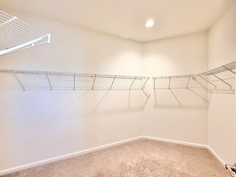1047 Piedmont Rd — Photo 7