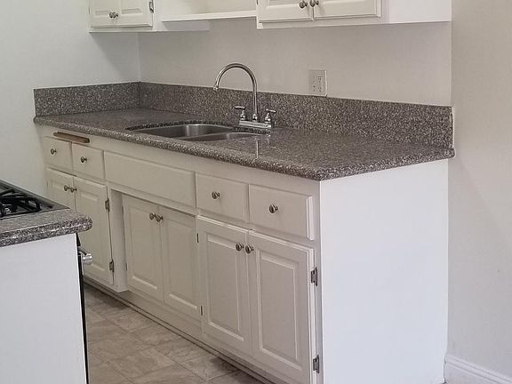 4th image of 3399 Bennett Dr #29A
