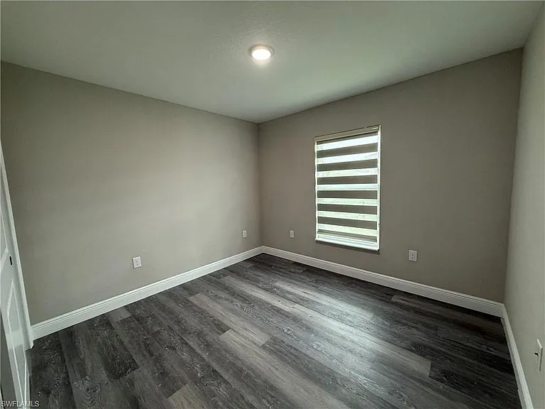 3446 NE 11th Ave — Photo 7